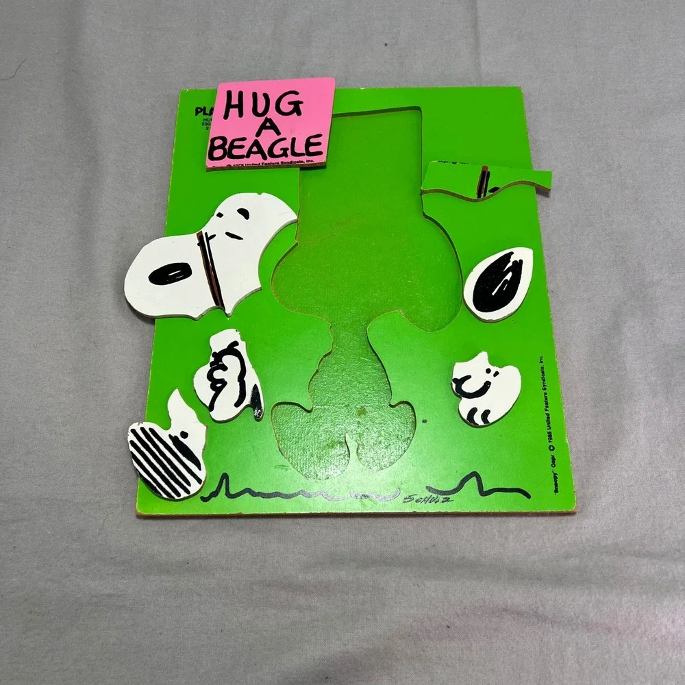 Vintage Playskool Snoopy Hug A Beagle 539-2 Wood Tray Puzzle Peanuts Schulz 1965